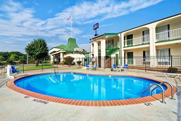 Howard johnson by wyndham mcdonough ga
