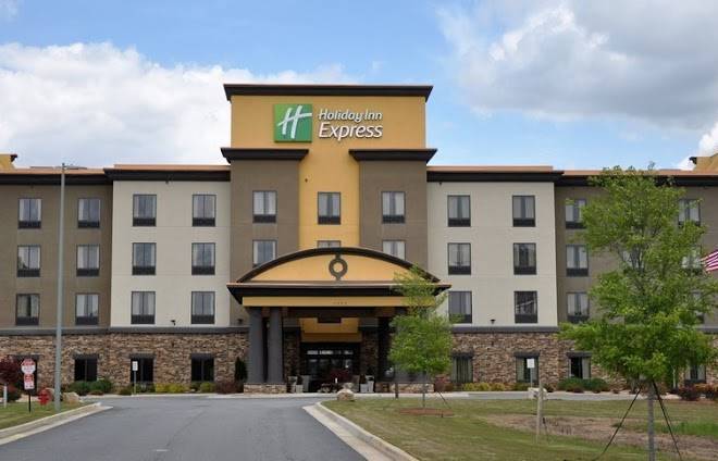 Holiday inn express & suites perry national fairground area