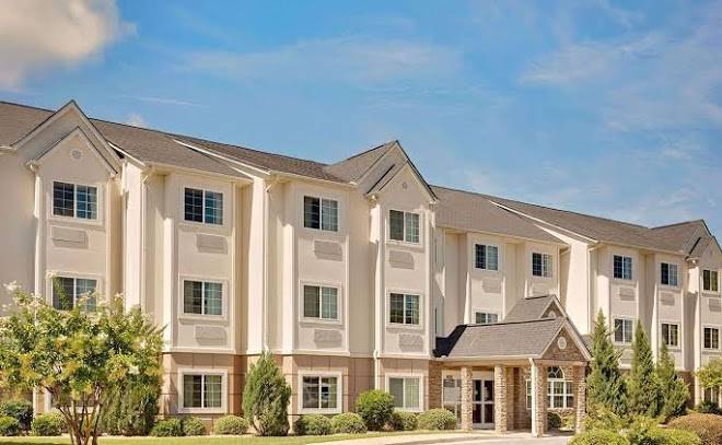 Microtel Inn & Suites By Wyndham Perry Image