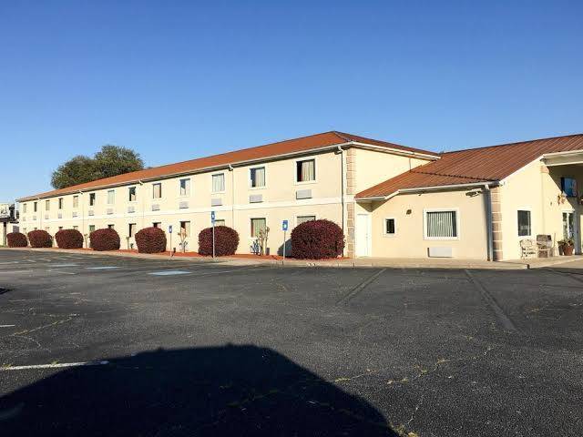 Motel 6 Hinesville Ga Image