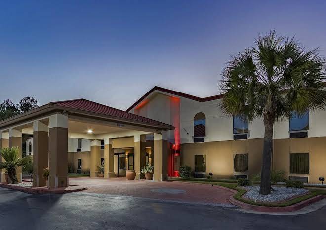 Red roof inn & suites hinesville fort stewart