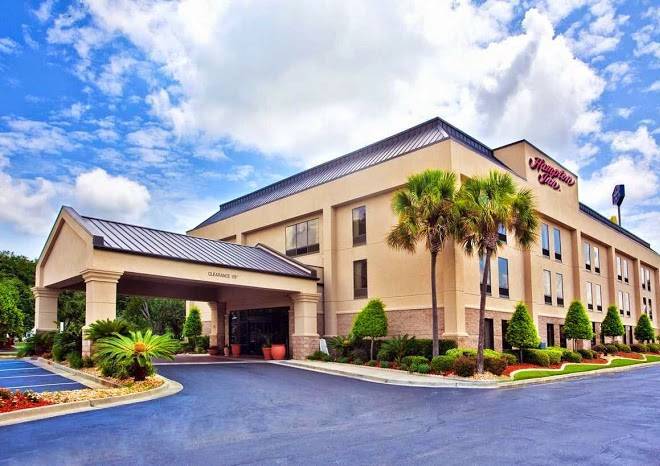 Hampton inn valdosta lake park area