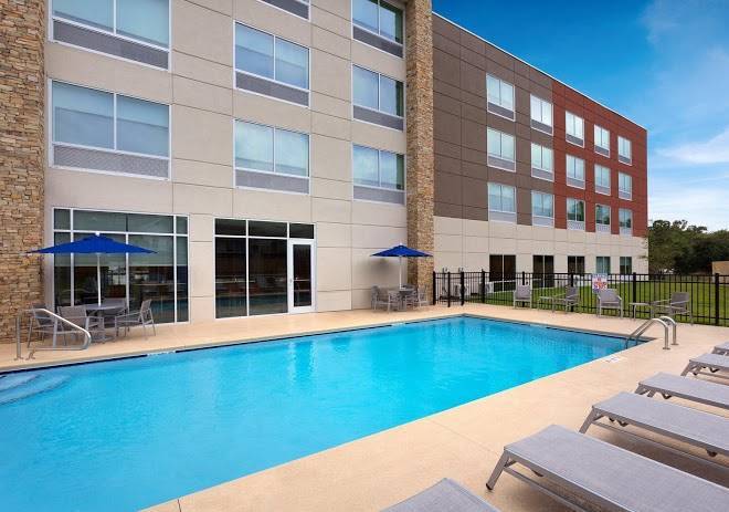 Holiday inn express lake park