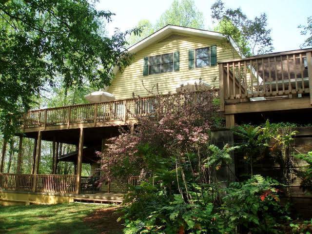 Mountain top lodge