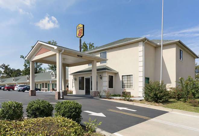 Super 8 by wyndham chatsworth dalton