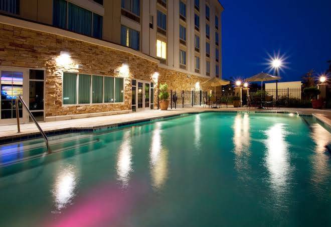 Holiday Inn Express & Suites Columbus At Northlake Image