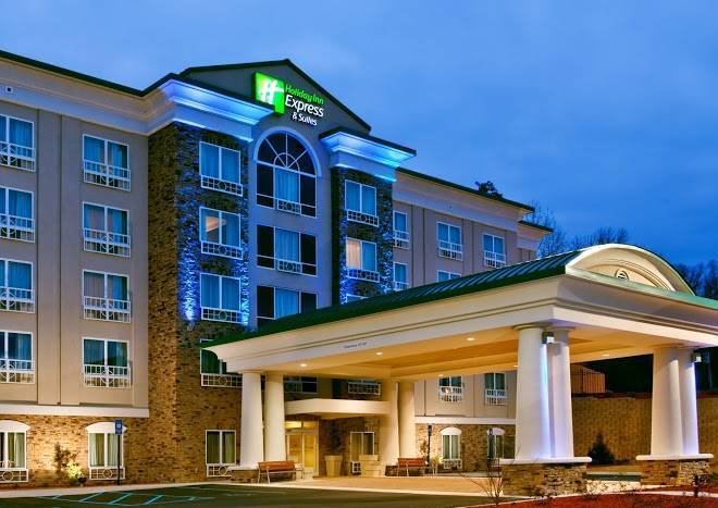 Holiday inn express & suites columbus fort benning