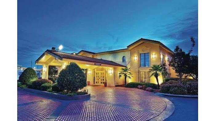 La Quinta Inn By Wyndham Columbus Fort Benning Image