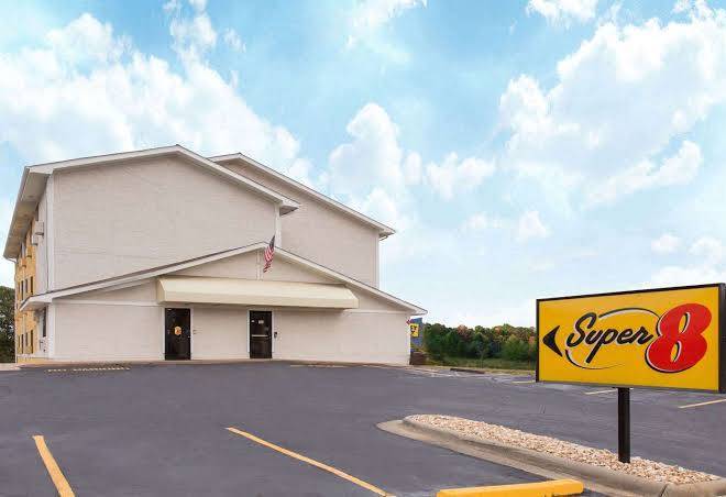 Super 8 by wyndham columbus airport