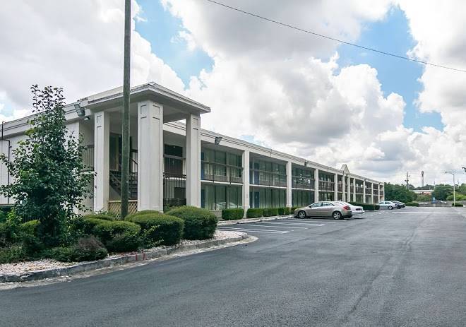 Motel 6 conyers ga