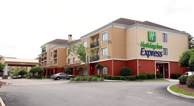 Holiday inn express tifton