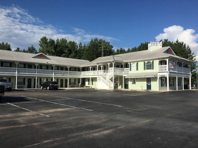 Woodstream inn