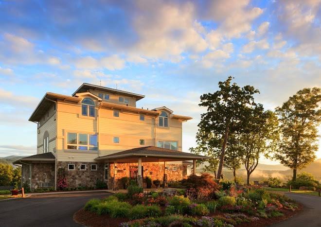 Lucille's mountain top inn and spa