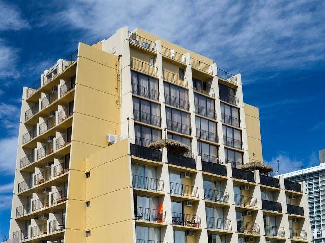 Aqua bamboo waikiki hotel