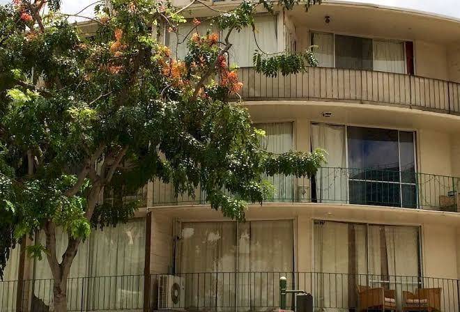 Hawaiian ebbtide hotel