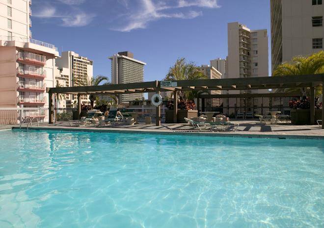 Aqua skyline hotel at island colony