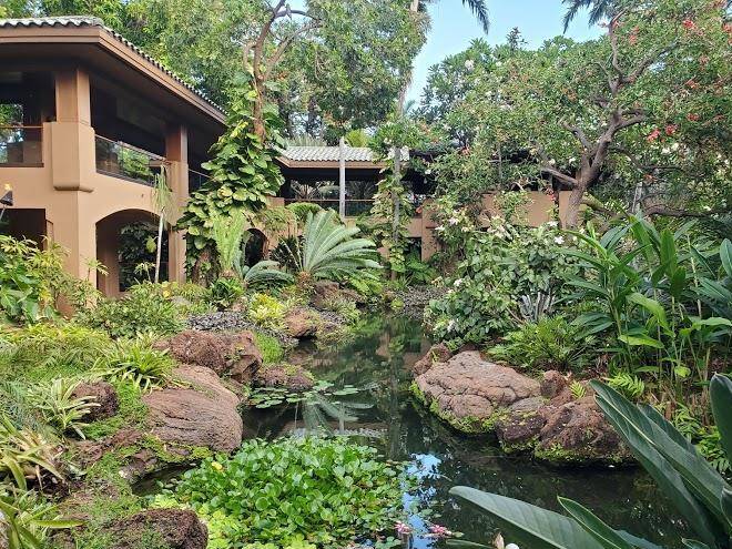 Four seasons resort lanai