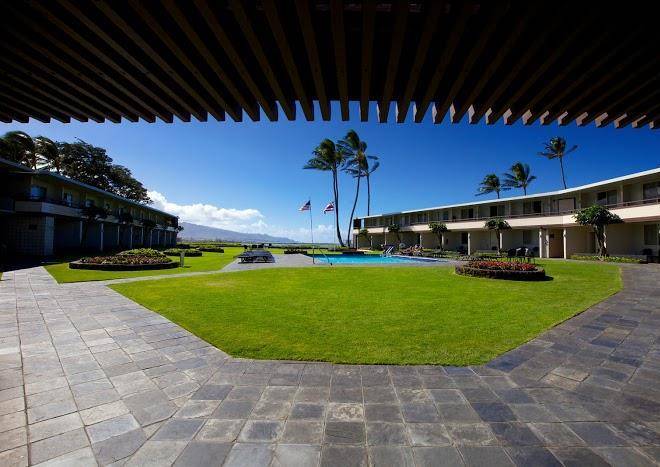 Maui seaside hotel