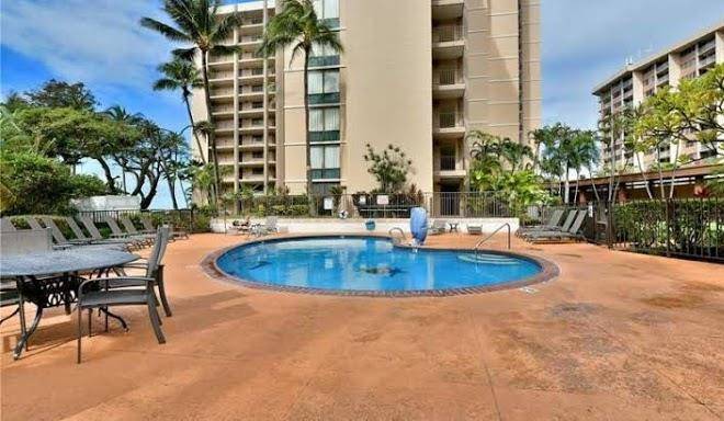 Valley isle resort
