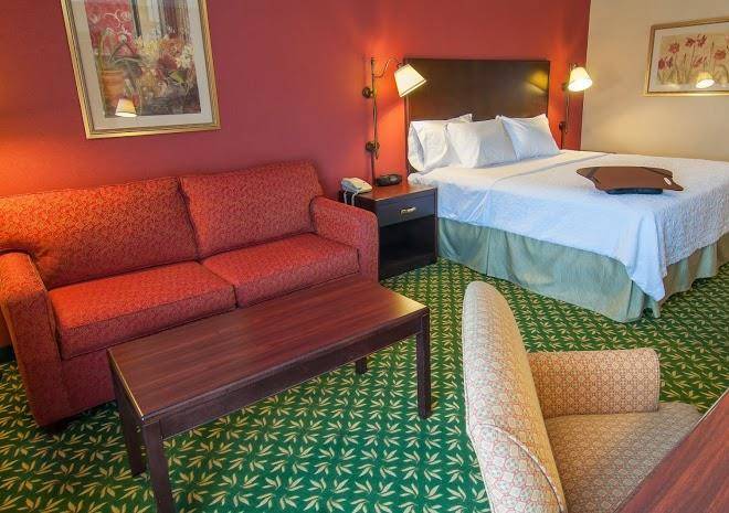 Hampton Inn Boise Airport Image