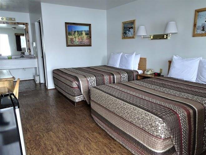 Eagle's nest motel