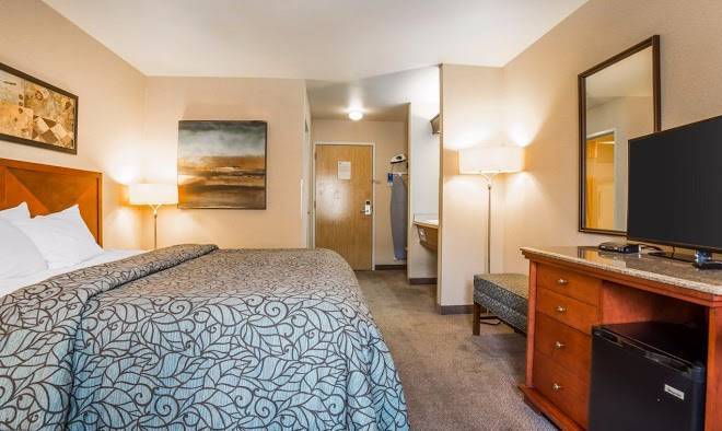 Rodeway Inn & Suites Nampa Image