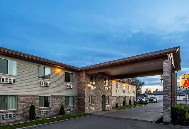 Super 8 by wyndham rexburg