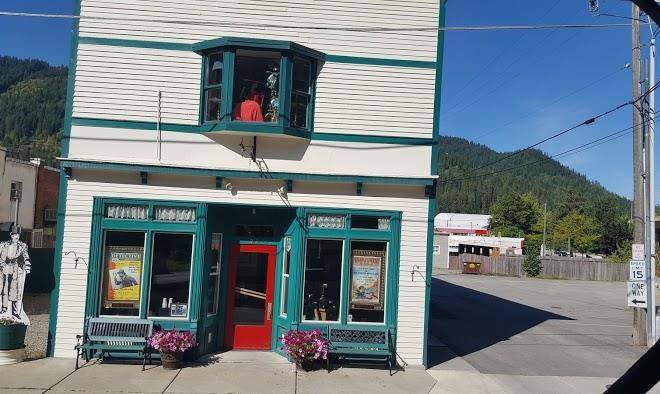 Brooks restaurant