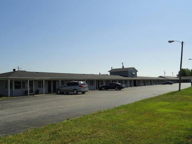 Red carpet inn greenville il