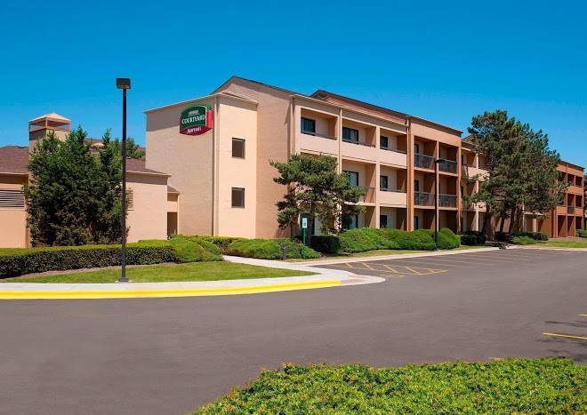 Courtyard by marriott chicago glenview northbrook