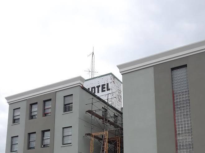 Crossroads hotel