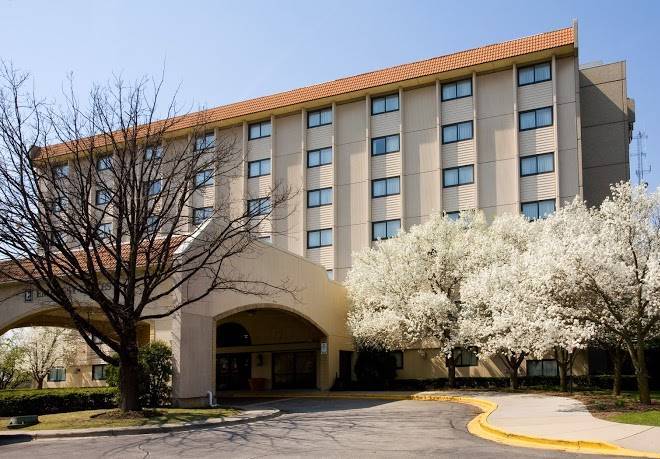 Embassy suites by hilton chicago schaumburg woodfield