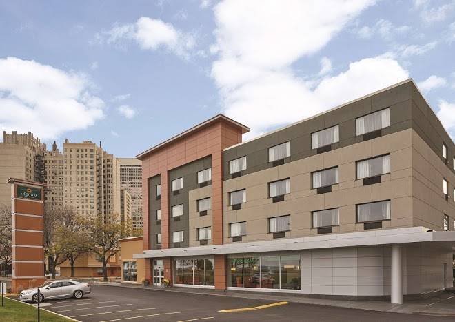 La quinta inn & suites by wyndham chicago lake shore
