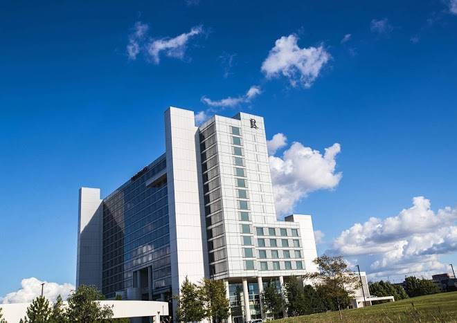 Renaissance schaumburg convention center hotel