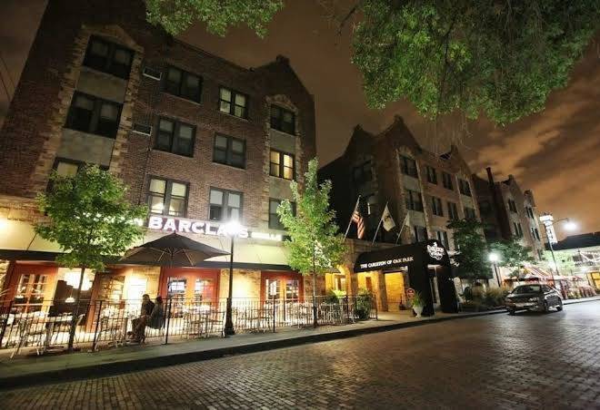 The carleton of oak park hotel
