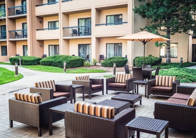 Courtyard by marriott chicago wood dale itasca