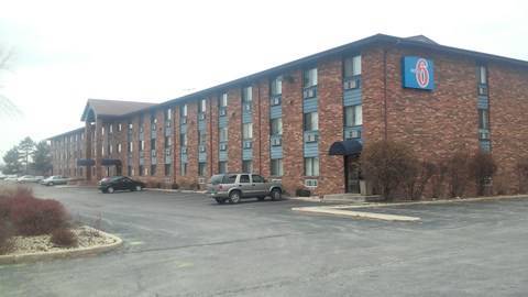 Motel 6 naperville il