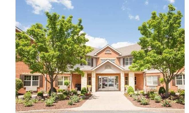 Ramada by wyndham galena hotel & day spa