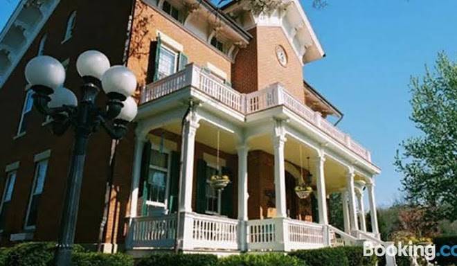 Victorian mansion