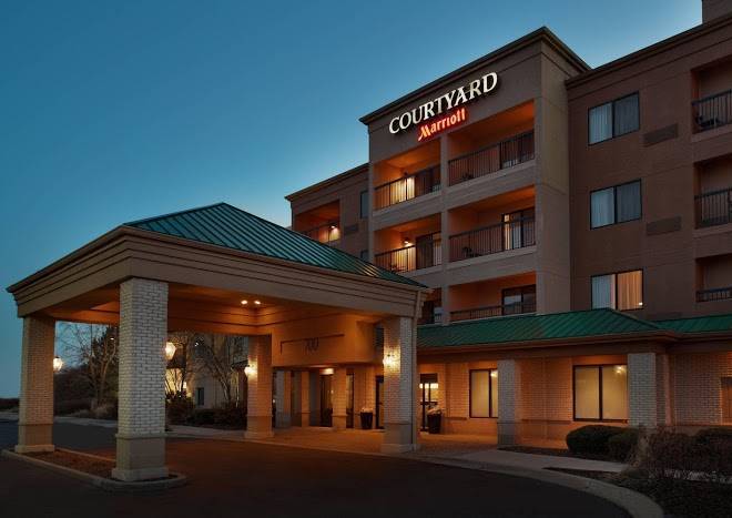Courtyard by marriott chicago st charles