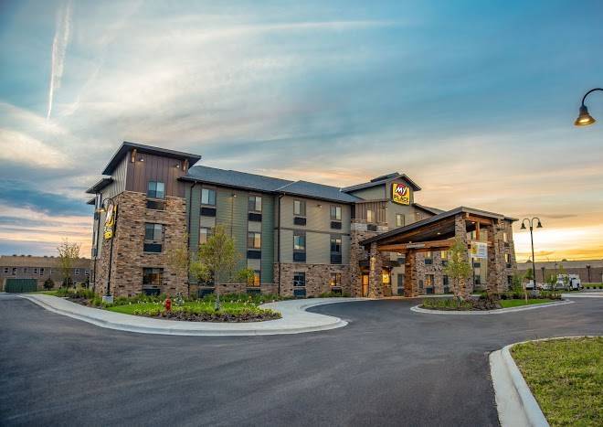 My place hotel north aurora il
