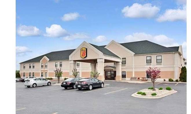 Super 8 by wyndham hampshire il