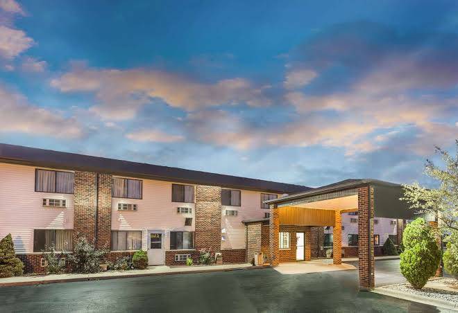 Super 8 by wyndham bourbonnais kankakee area