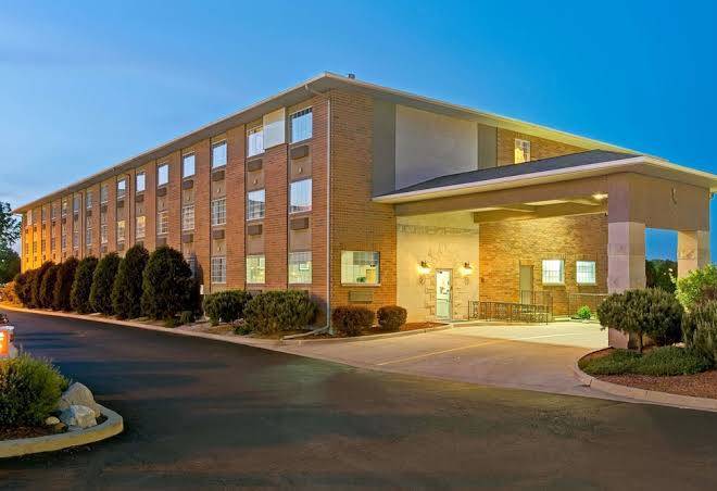 Super 8 by wyndham gurnee