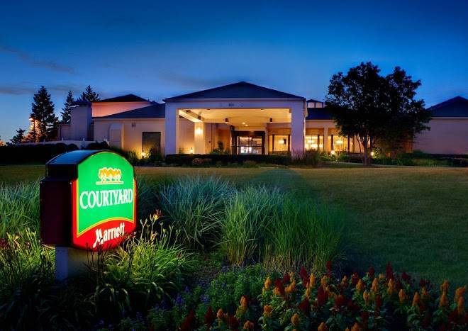 Courtyard by marriott chicago deerfield