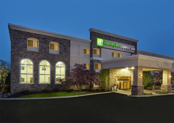 Holiday inn express & suites chicago libertyville