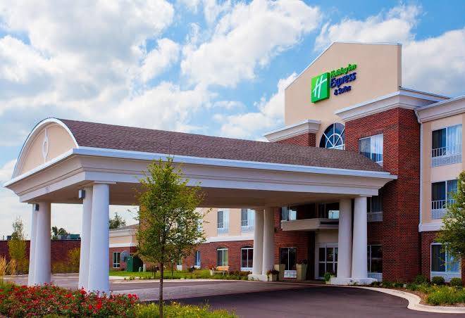 Holiday inn express & suites lake zurich barrington