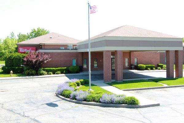 Red roof inn gurnee waukegan