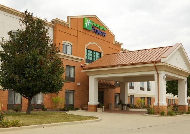 Holiday inn express bloomington west