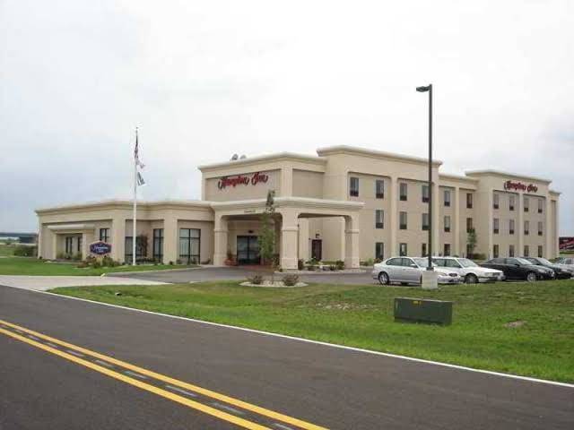 Hampton inn litchfield